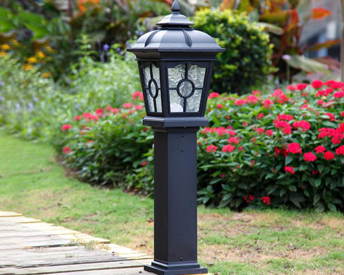 青松路街道草坪灯