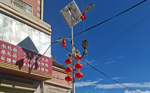 节能率翻倍：青松路街道智慧路灯选单灯控制器实战指南